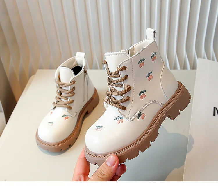 Girls' Fashion Ankle Boots – Embroidered Leather Spring/Autumn Boots for Kids, Casual and Versatile Princess-Style Footwear