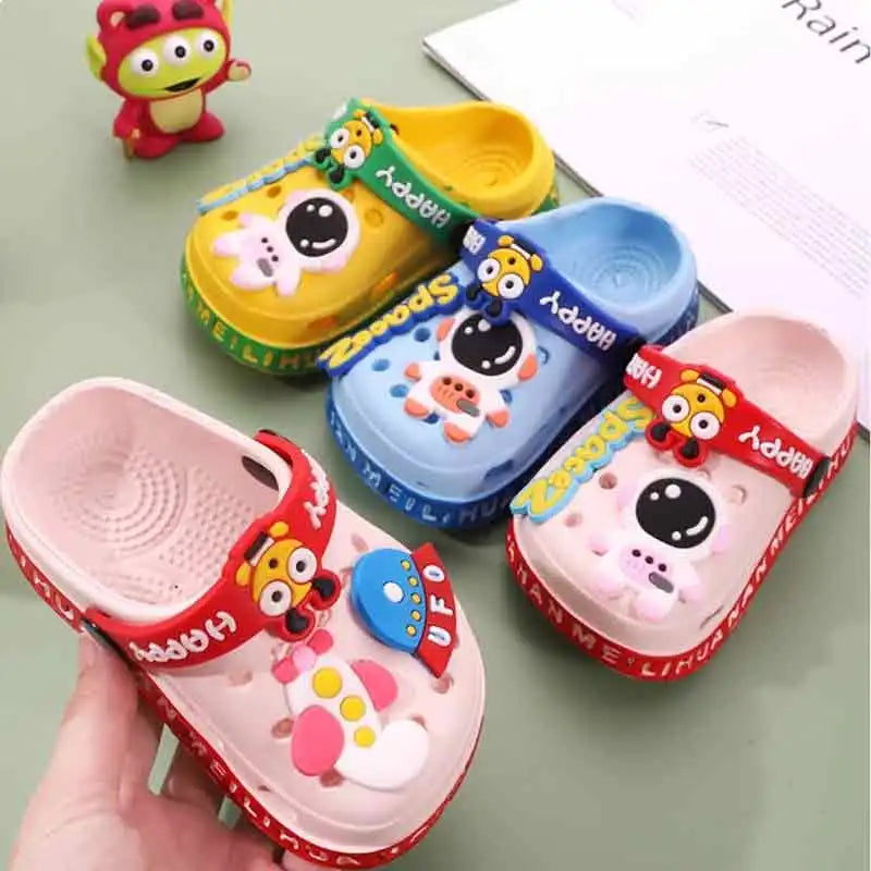 Baby & Toddler Slippers, Kids' Sandals for Ages 1-5 Fashionable Breathable Waterproof Hole-Pattern Infant Clogs