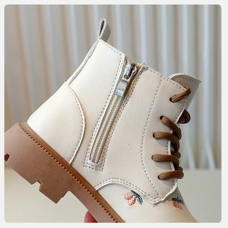 Girls' Fashion Ankle Boots – Embroidered Leather Spring/Autumn Boots for Kids, Casual and Versatile Princess-Style Footwear