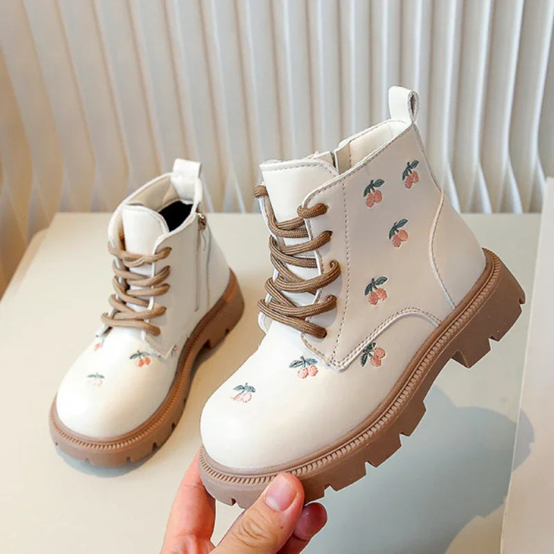 Girls' Fashion Ankle Boots – Embroidered Leather Spring/Autumn Boots for Kids, Casual and Versatile Princess-Style Footwear