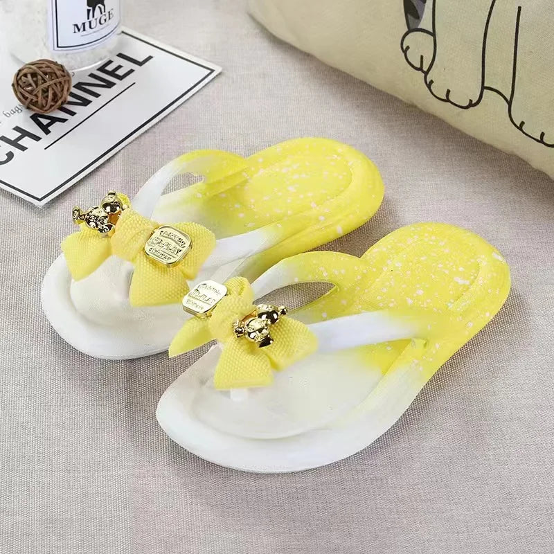 2024 Summer Baby Girls Slippers Children PVC Cartoon Bow Bear Print Flips Flops Beachwear Outdoor Non-slip Kids Shoes Size 24-35