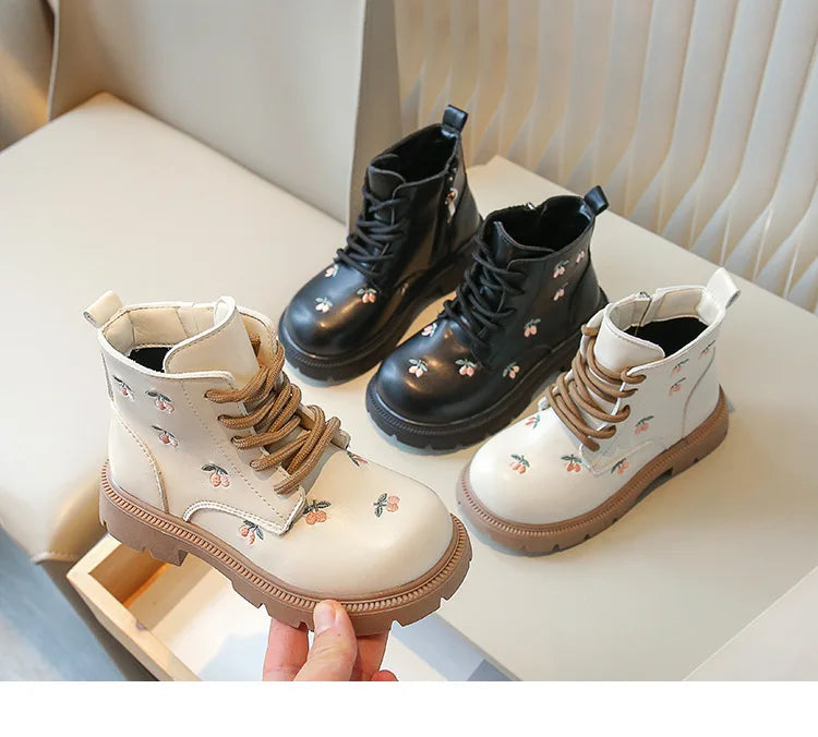 Girls' Fashion Ankle Boots – Embroidered Leather Spring/Autumn Boots for Kids, Casual and Versatile Princess-Style Footwear
