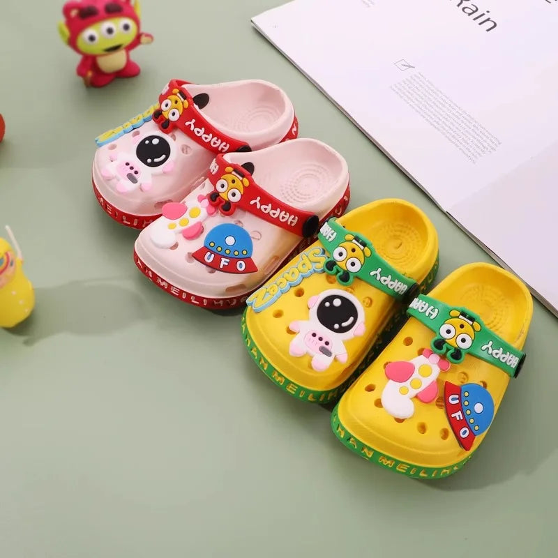 Baby & Toddler Slippers, Kids' Sandals for Ages 1-5 Fashionable Breathable Waterproof Hole-Pattern Infant Clogs