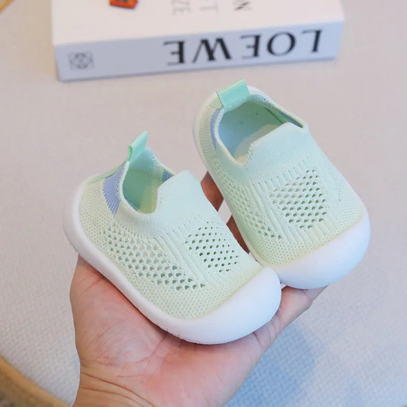 Spring Summer Toddler Shoes Breathable Knitted Kids Sneakers Boys Slip-on Tennis Shoes Girls Soft Non-slip School Casual Shoes