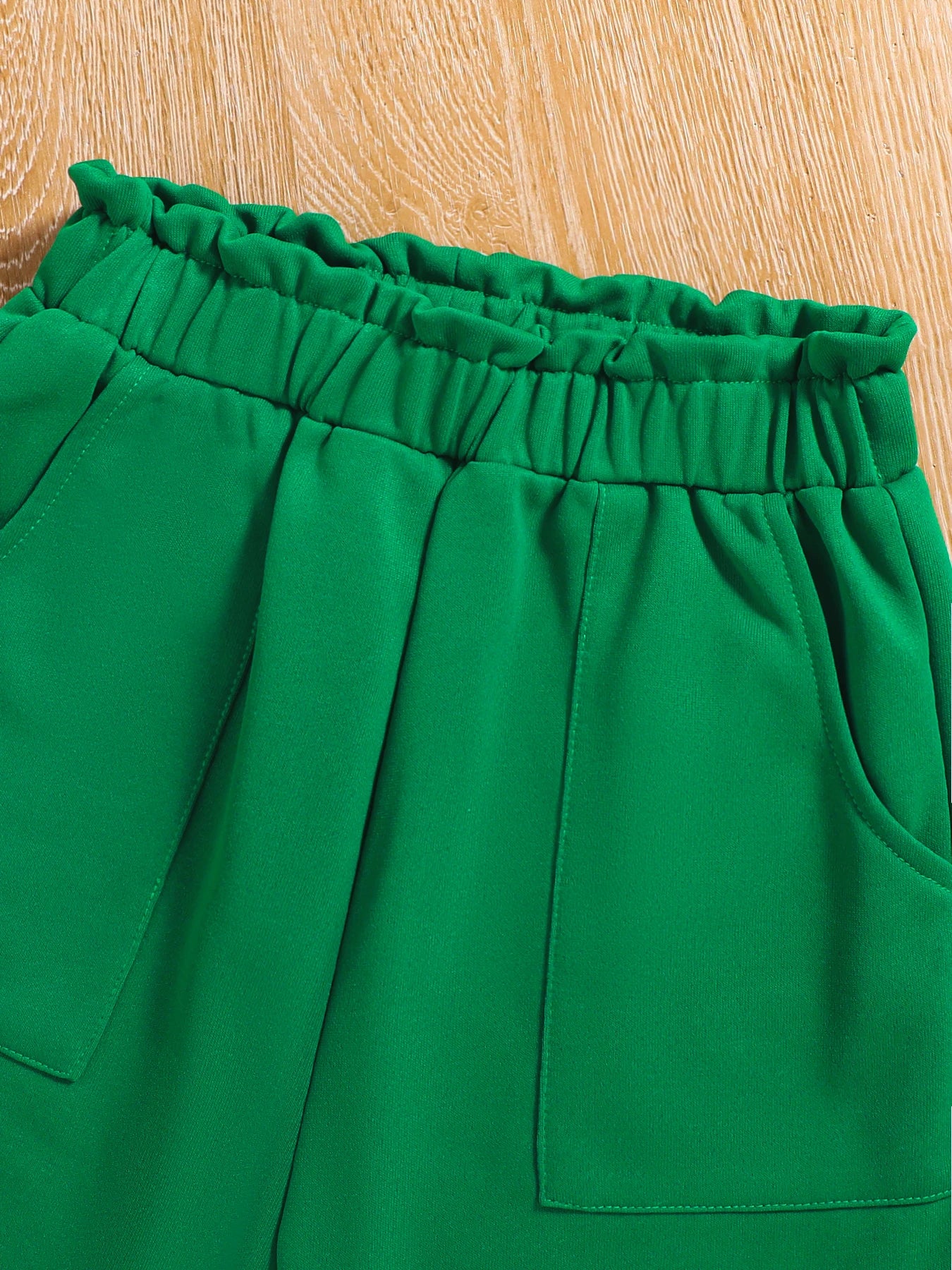 Spring and Autumn girls fashion 2 sets knitted round neck free girl print long sleeve + green slim casual pants suit