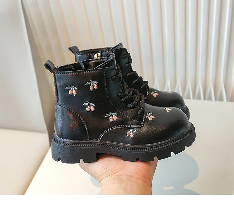 Girls' Fashion Ankle Boots – Embroidered Leather Spring/Autumn Boots for Kids, Casual and Versatile Princess-Style Footwear