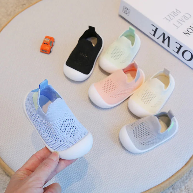 Spring Summer Toddler Shoes Breathable Knitted Kids Sneakers Boys Slip-on Tennis Shoes Girls Soft Non-slip School Casual Shoes