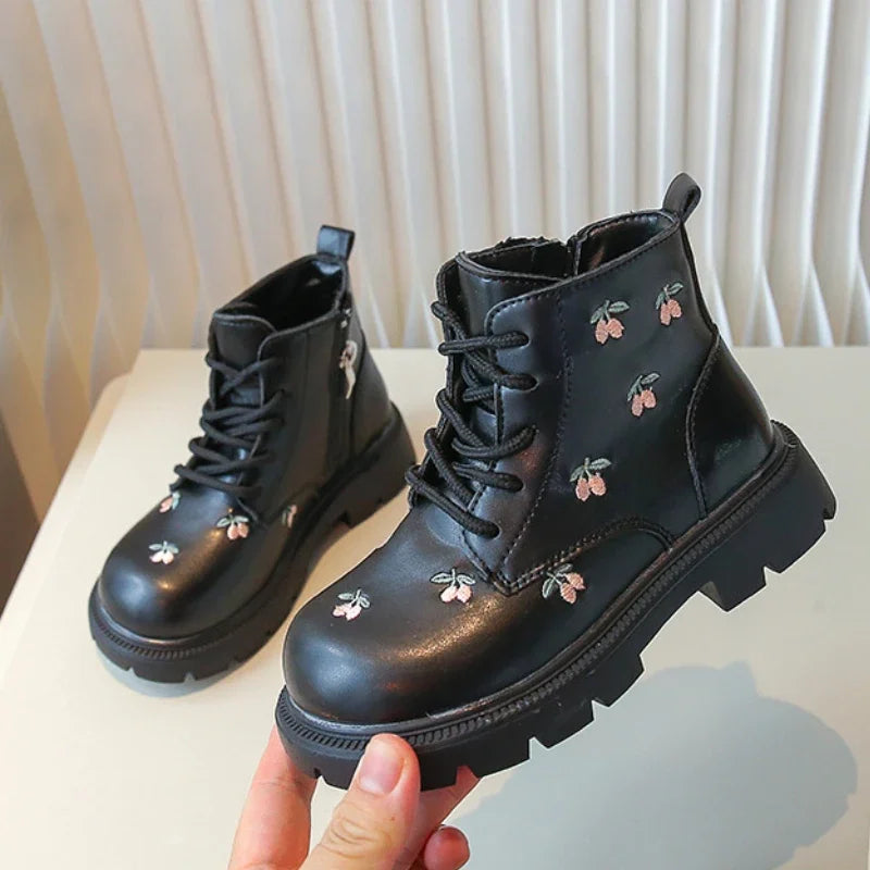 Girls' Fashion Ankle Boots – Embroidered Leather Spring/Autumn Boots for Kids, Casual and Versatile Princess-Style Footwear