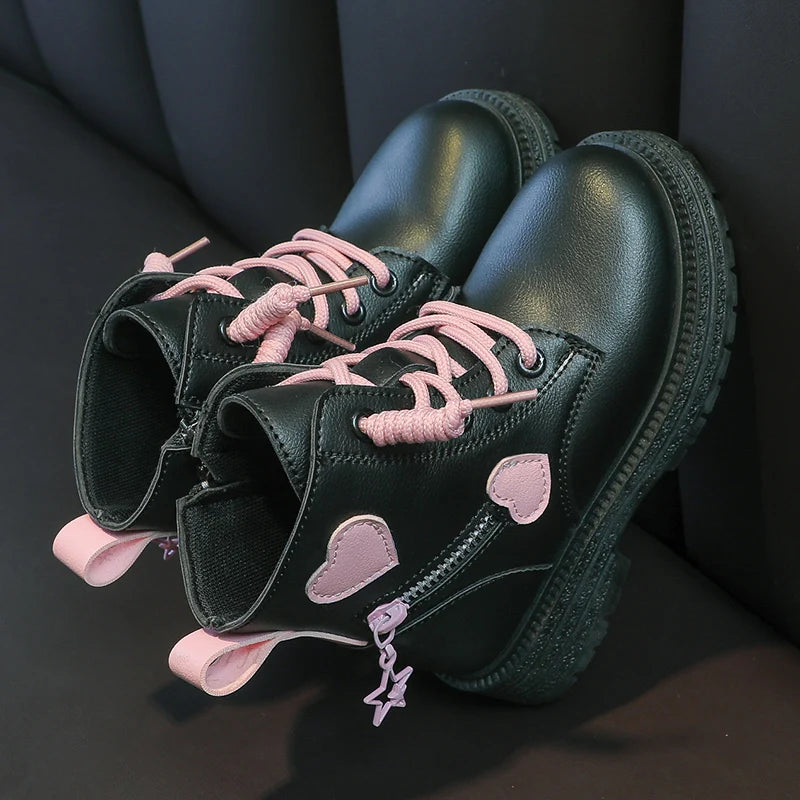 Girls' Fashion Rubber Boots – Autumn/Winter PU Round-Toe Boots with Soft Cotton Lining, Side Zip, and Heart Detail in Pink
