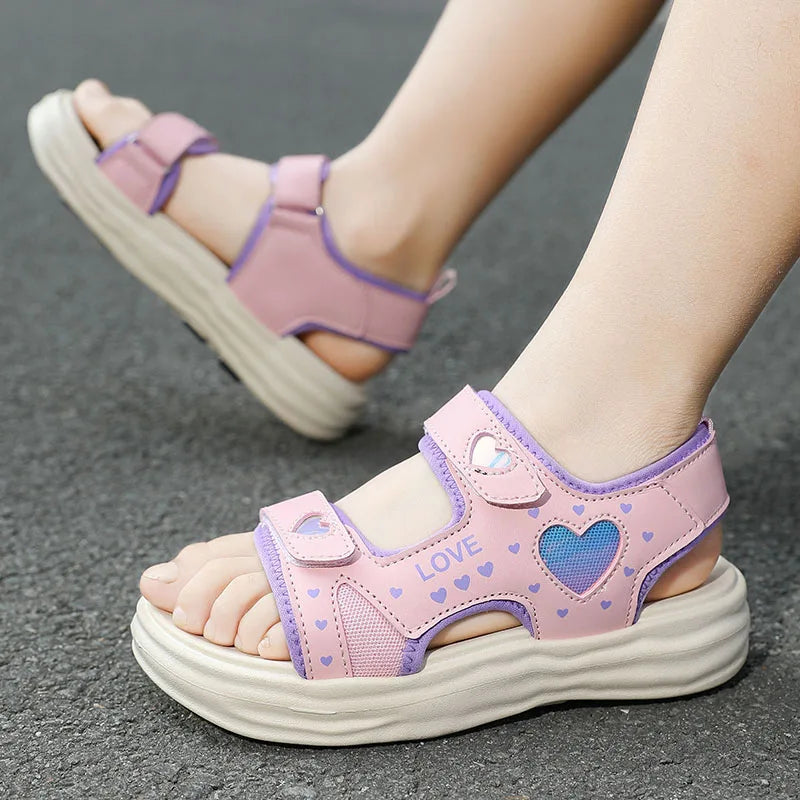 A Pair of Fashionable and Comfortable Sandals, Thick-Soled Wear-Resistant Beach Shoes, Outdoor Sports Shoes