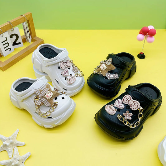 New Fashionable and Versatile Cartoon Chain Five-Pointed Star Kt Cat Hole Shoes Soft Sole Non-Slip Toe Sandals Boys and Girls Slippers 606